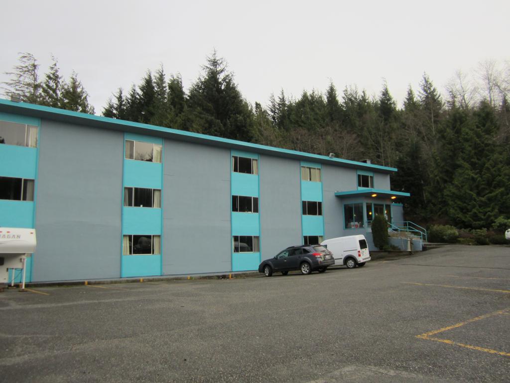 Totem Lodge Motel Highly Rated Hotel in Prince Rupert, BC